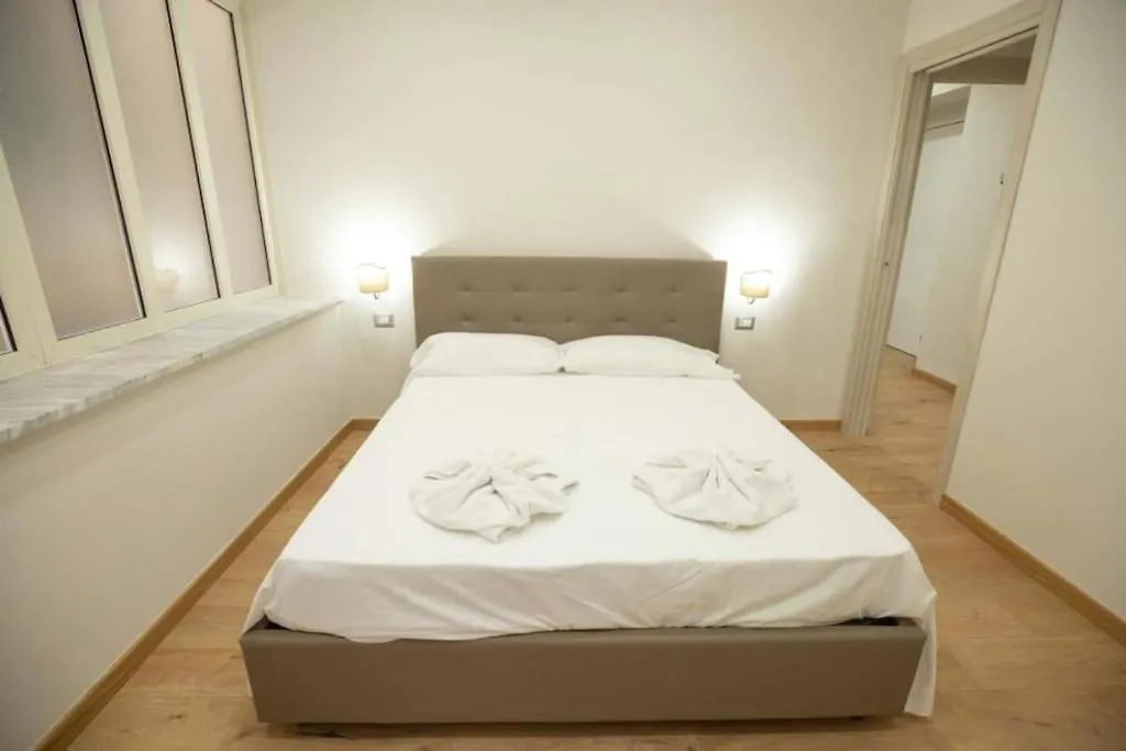 Don Cozzolino Apartment Neapol 0*,